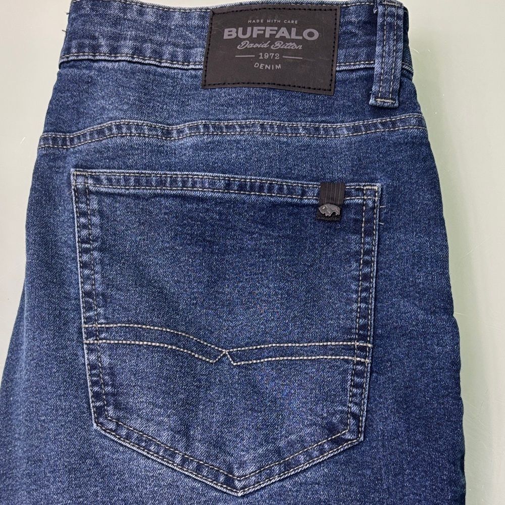 Buffalo David Bitton Dark Blue Jeans 32/30 NWT  picture for actual measurements